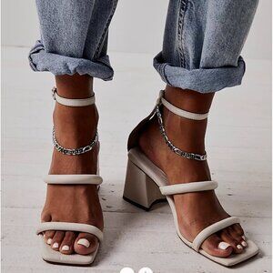 NWOB Free People Parker Creme Leather Chain Heels Sz 37